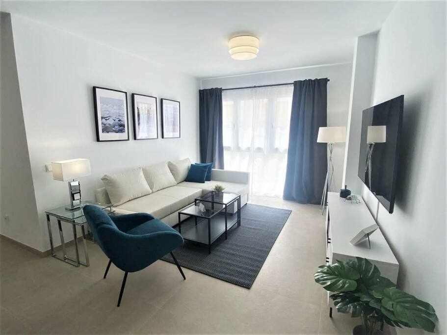 XV Apartamentos Morales & Arnal エステポナ エクステリア 写真
